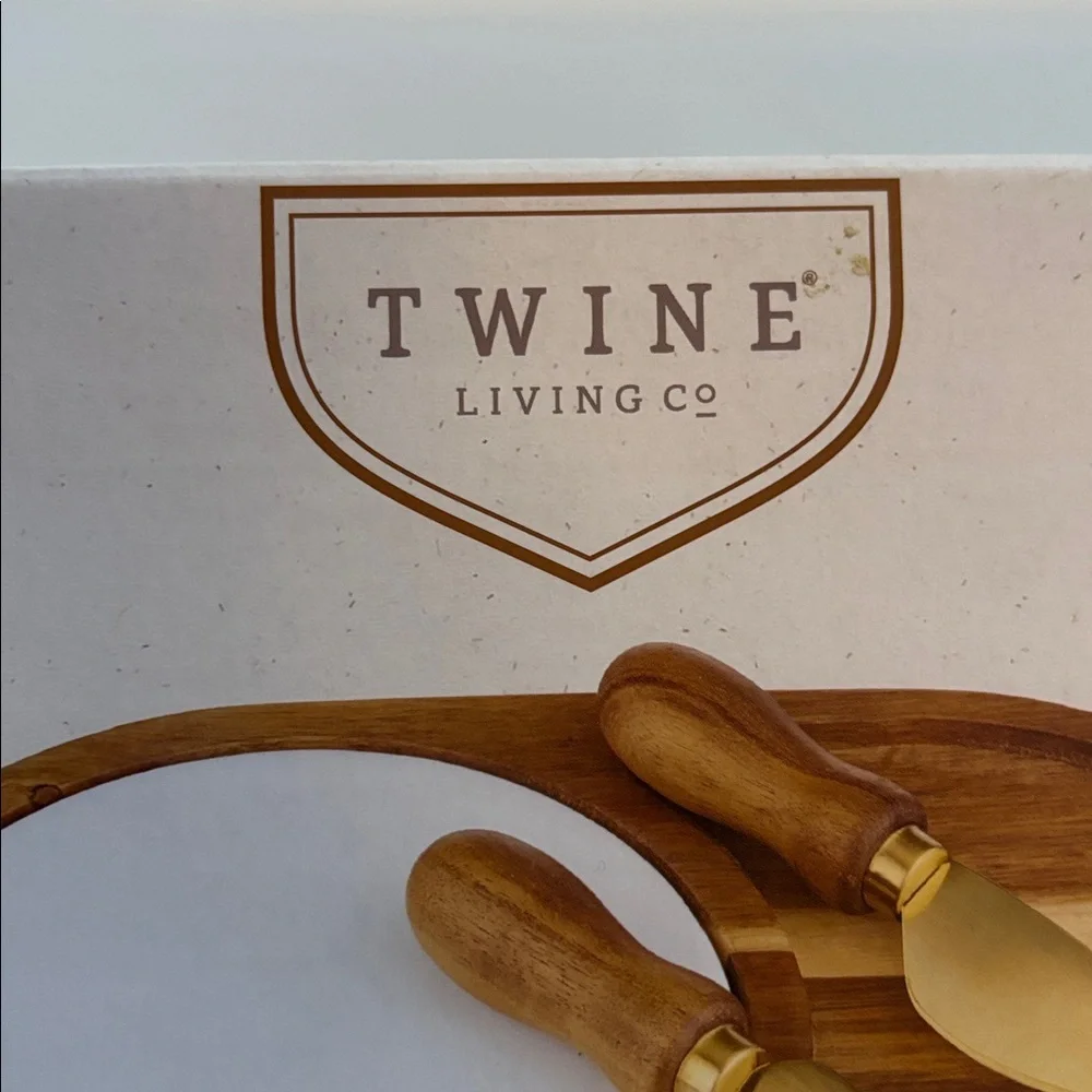Twine Living Co. Gourmet Wood & Ceramic Cheese Board Gift Set.  New In Box